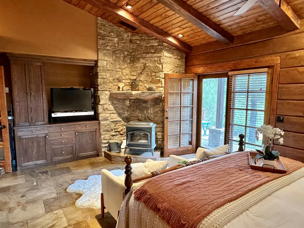 031dff98b66a42f3ab98d0aee575229a LargeOriginal.jpg