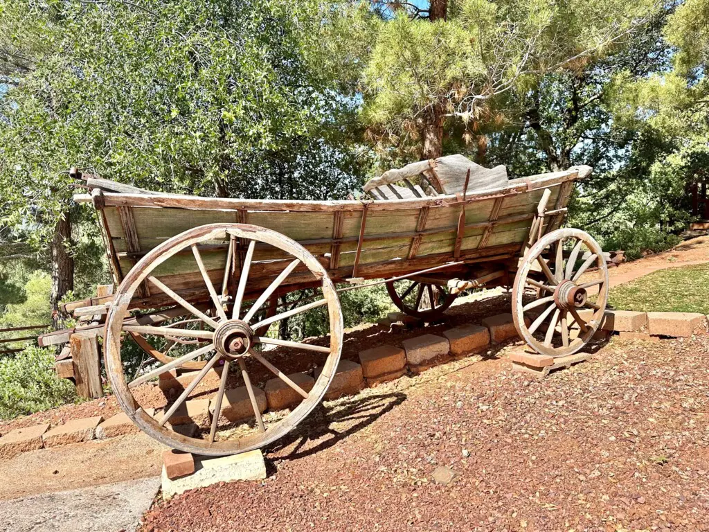 406c0d70b28f48ef9d8b0ffb64c44ad0 LargeOriginal.jpg