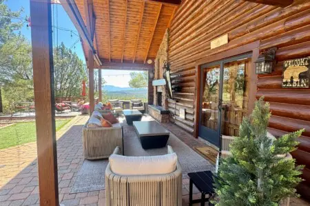 48acc70c6cda4010bcd56c36d2300ce6 LargeOriginal.jpg